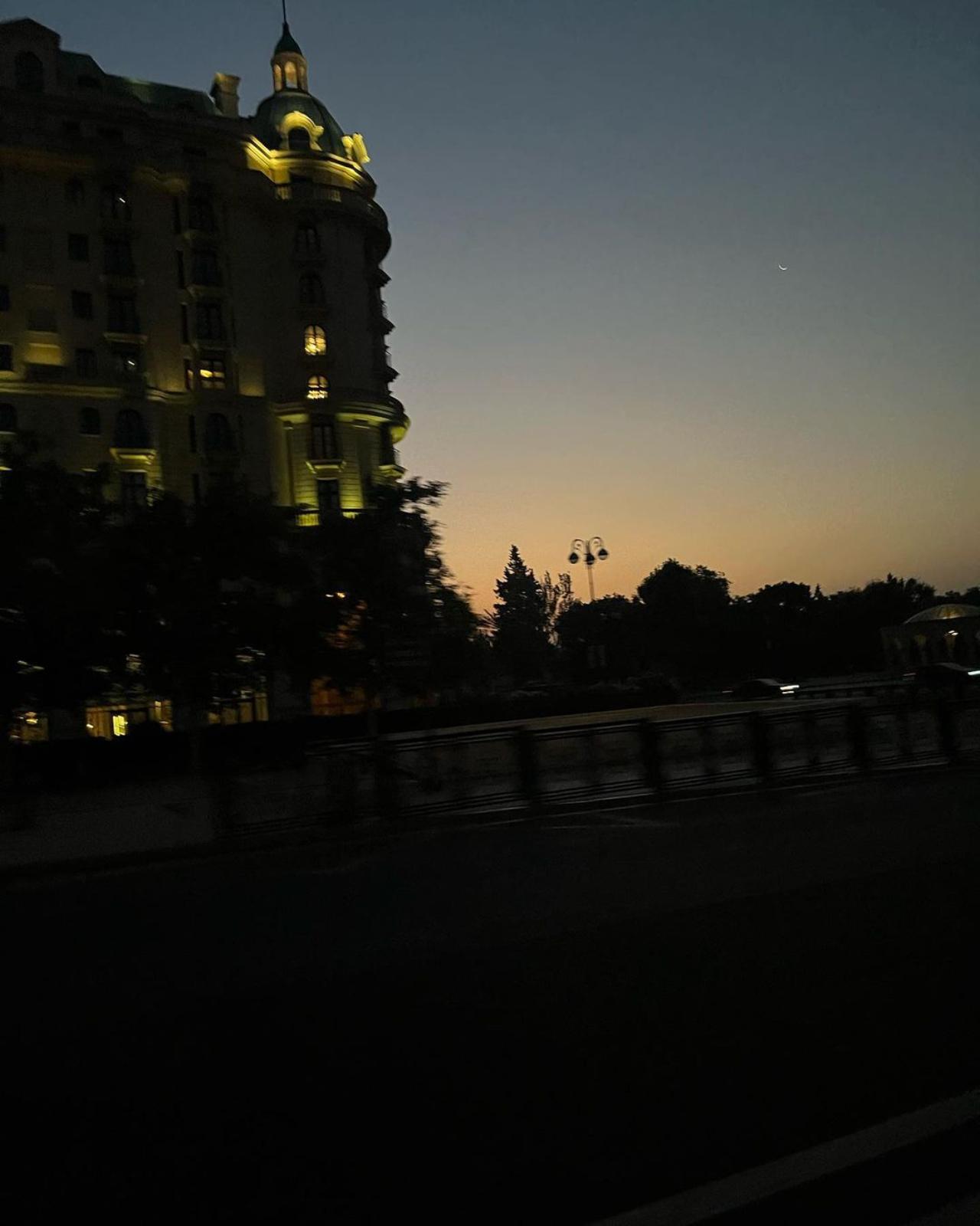 From dusk to dawn, the BFF gang saw it all! Malaika shared a beautiful photo of Baku in the wee hours of the morning From dusk to dawn, the BFF gang saw it all! Malaika shared a beautiful photo of Baku in the wee hours of the morning