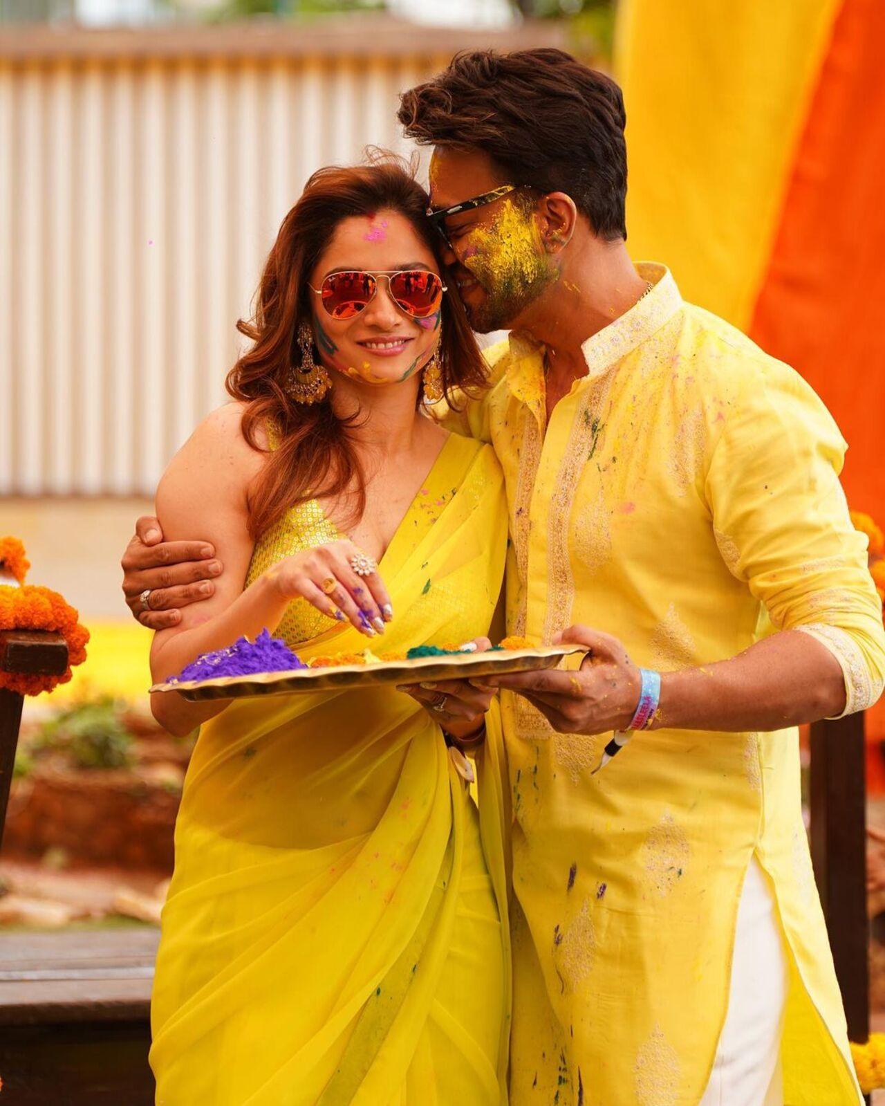 Through these pictures they make us fall in love with the idea of playing Holi with our partner