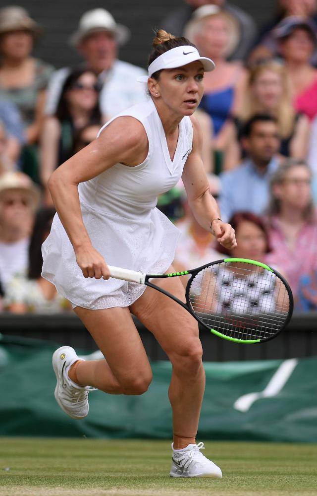 Serena Williams lost her second consecutive Wimbledon final as Simona Halep defeated her 6-2, 6-2.