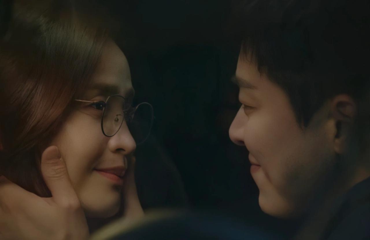 Hospital Playlist
Fans waited with bated breaths through two seasons of the show to see this couple finally get together. With a lifelong friendship at stake, the couple finally admit their feelings to each other and share a lingering kiss