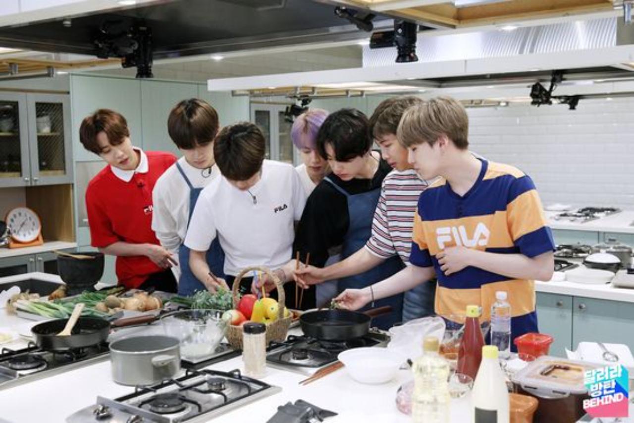 ARMYs always love to see BTS cooking! We know that Jin and Suga are BTS's ace chefs, The two faced off against each other in teams of three - the main chefs would give audio instructions to their rookie 'avatars' who would be cooking in the main kitchen