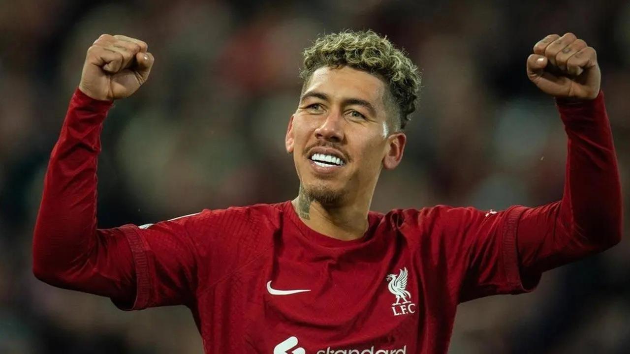 Roberto Firmino
Roberto Firmino exited Liverpool in May after an 8-year stint with the club. The Brazilian forward has now joined Saudi club Al-Ahli on a three-year contract. He was the club’s second big signing after Chelsea’s Edouard Mendy.
