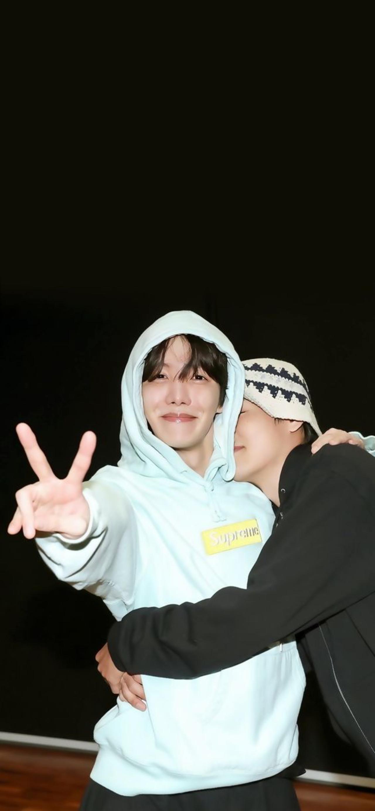 V and J-Hope also share a very cute relationship. The two are perhaps the two 'sunshine' members of the group - and J-Hope is often the only one in the hyung line who plays along and indulges Tae when he is in his cute, puppy mode