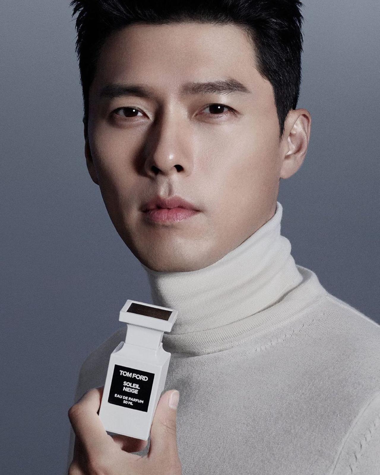 Hyun-Bin for Loro Piana and Omega
Whether you're a Korean entertainment veteran or just dipping your toes into this fascinating world, it's impossible to not have heard the name of 'Crash Landing On You' actor Hyun Bin. The actor specially collaborated with Loro Piana for an exclusive collection of luxe hats and shoes - the line was inspired by the shared goal of Hyun Bin and the label to bring in flavour of nature and the outdoors