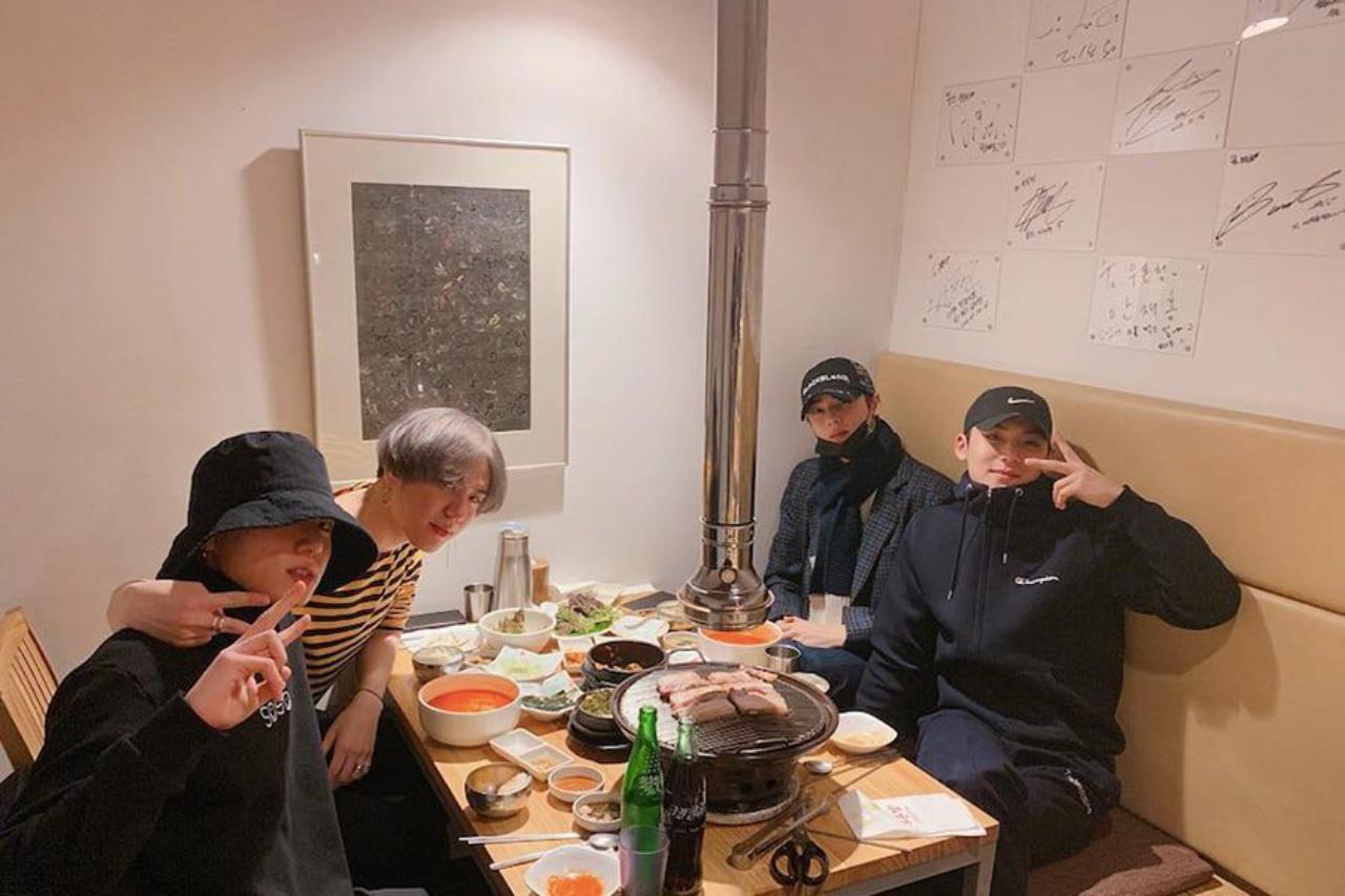 The '97 liners
The Korean entertainment industry has witnessed the formation of beautiful cross-group friendships - and the '97 liners are one fo them. The 97-liners squad consists of nine members. BTS’ Jungkook, GOT7’s Yugyeom and BamBam, SEVENTEEN’s Mingyu, The8 and DK, ASTRO’s Cha Eun Woo, NCT’s Jaehyun and recently added Stray Kids' Bang Chan. The squad is known for its wholesome friendship since all the members are born in the same year despite debuting in different years. The group often reunite for dinners together 