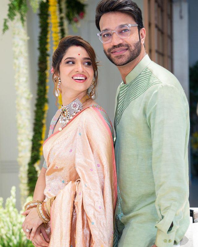 The peach saree and a candid picture with her husband are what make Ankita's post a 'perfect happy picture'