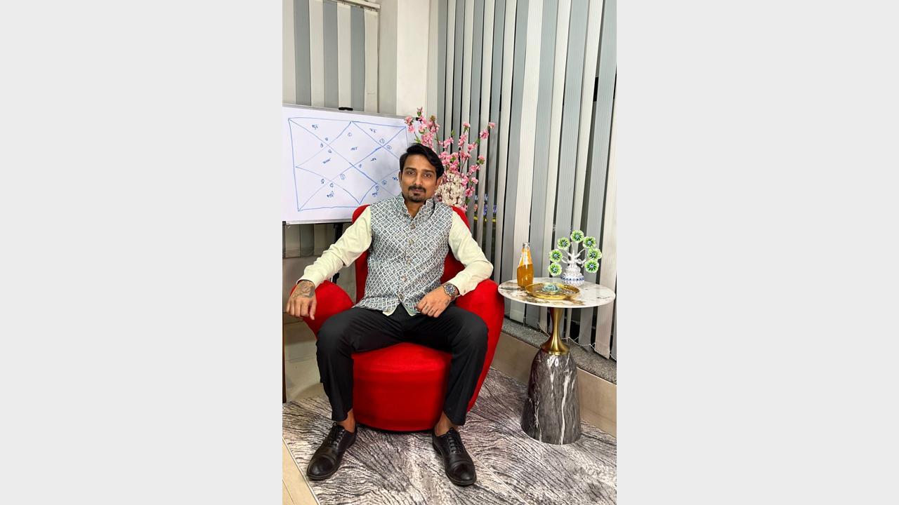 Discover The Secrets Of Love And Compatibility With Ajeet Joshi: India's Best Love Relationship Astrologer