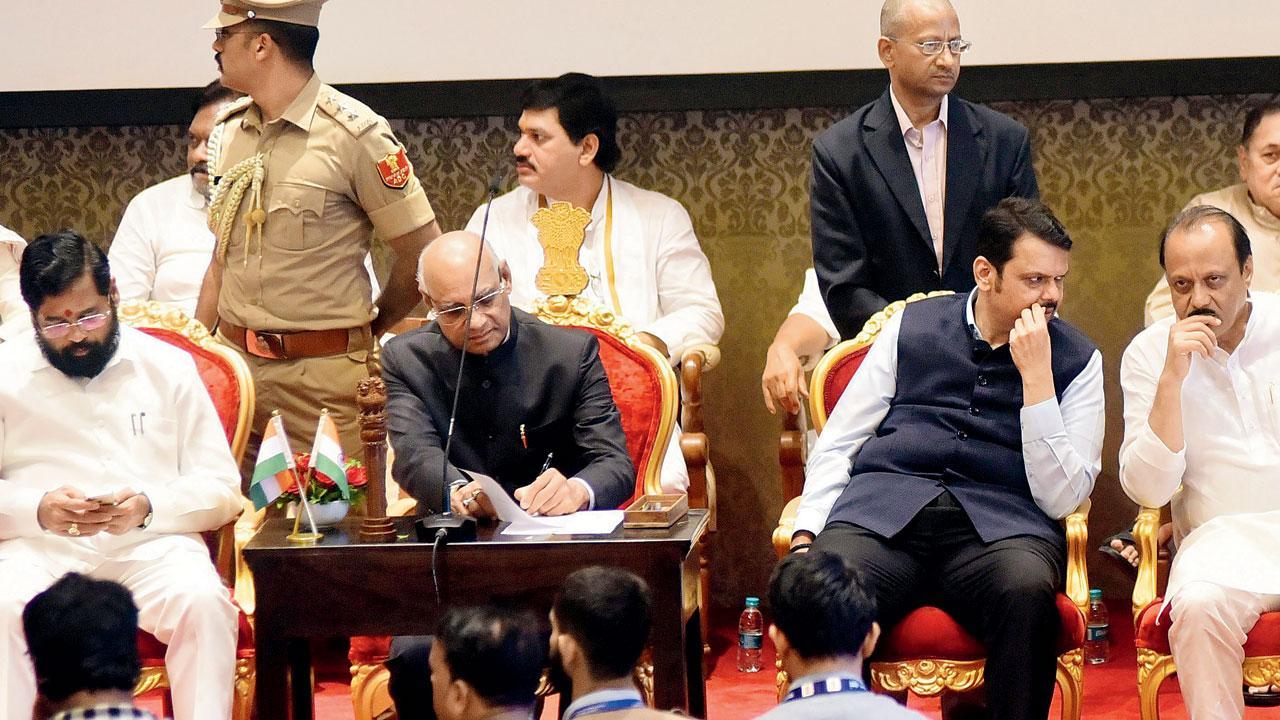 Maharashtra politics: And they do it again! This time in daylight