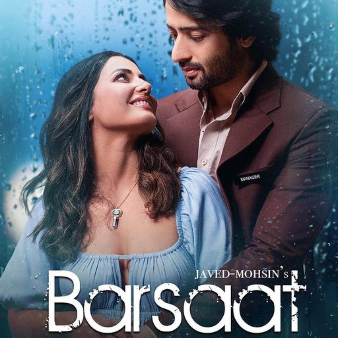 'Barsaat Aa Gayi' 
'Barsaat Aa Gayi' song is a love track starring Hina Khan and Shaheer Sheikh