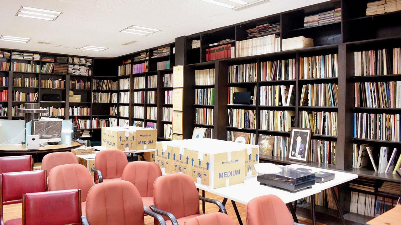 The NCPA is also home to the world-famous Stuart-Liff Collection, comprising 6,000 books and 11,000 LPs on Western classical music. It was first donated by George Stuart and Vivian Liff in 2009 to Khushroo N Suntook, who then made room for it at the performing centre. Recently, another tome of 12,000 CDs from their collection was sent to Mumbai—work on cataloguing it is still underway.