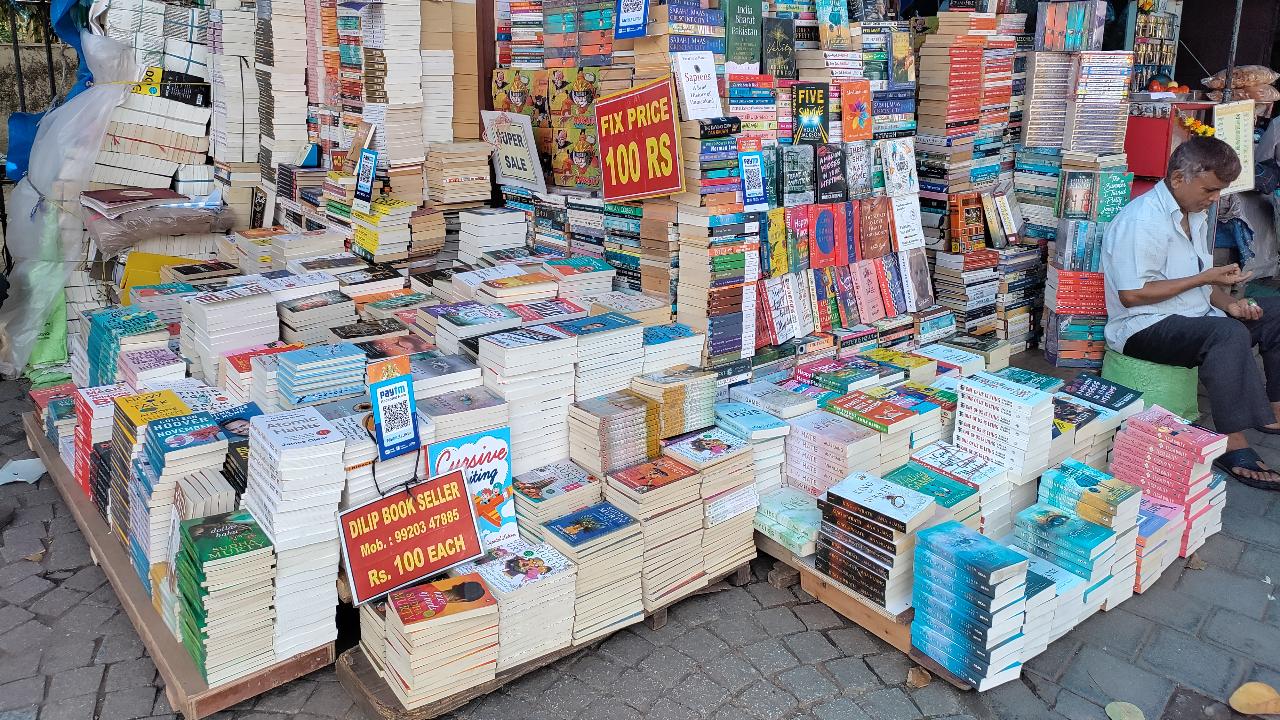 After passing his class 12 exams in Kolhapur more than 20 years ago, Dilip Mahindkar came to Mumbai in search of a job. He started working at a roadside bookstall in Churchgate but soon after learning the trade in six months, opened his own bookstall along the now-defunct Central Telegraph Office. At the time, he used to earn Rs 40 per day. 