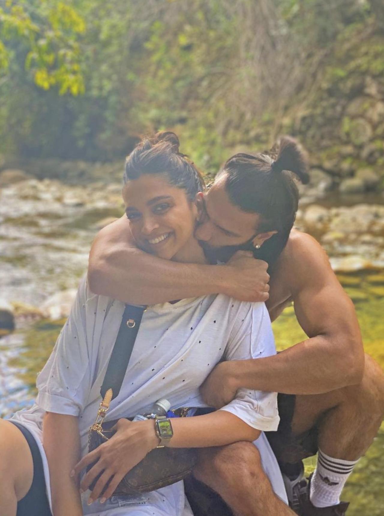Recently, on Ranveer's birthday, Deepika Padukone did not drop any birthday post. Suspecting netizens started speculating that all is not well in paradise and rumours of a divorce began floating around