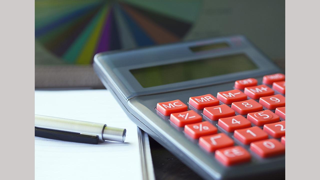 Bajaj finance fd shop calculator