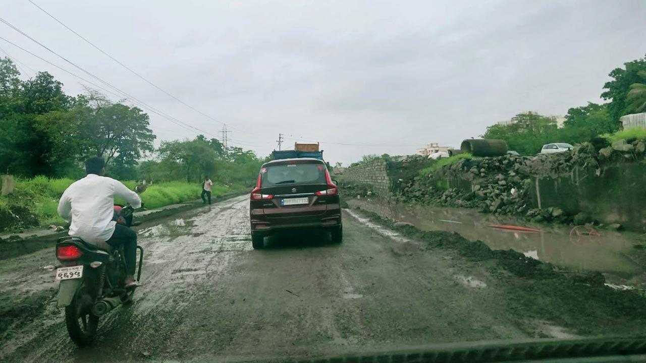 Frustrated motorists battle potholes on Mumbai-Nashik highway again