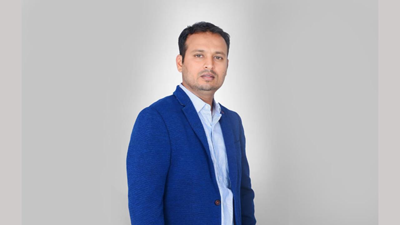 Gourav Gupta wins Brands Impact Golden Glory Award 2023