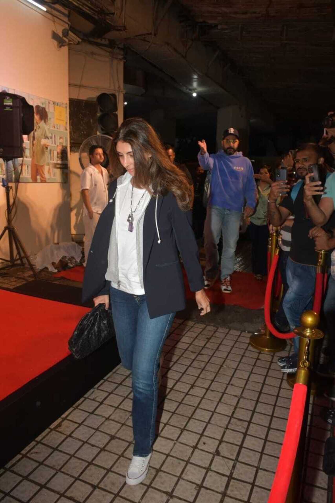 Jaya Bachchan's daughter Shweta Bachchan too marked her presence at the special screening of 'Rocky aur Rani Kii Prem Kahaani'