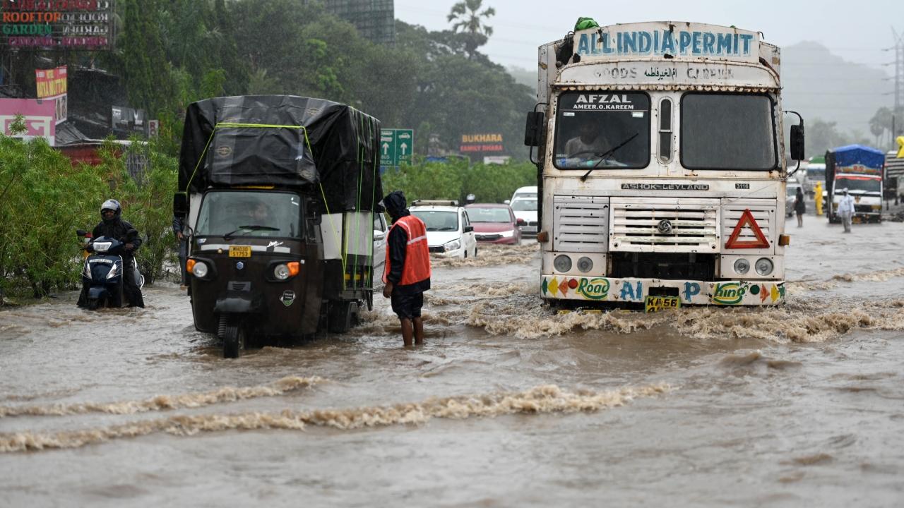 “Our men have to stand in waist-high water to regulate the traffic. We have to risk our lives to regulate the traffic due to the inaction of VVCMC officials. The municipal corporation should have taken action against the illegal encroachments along the Mumbai-Ahmedabad highway. The dhabas and illegal joints have deliberately cemented the culvert to stop the natural flow of rainwater that comes from the east side,” said the traffic officer
 