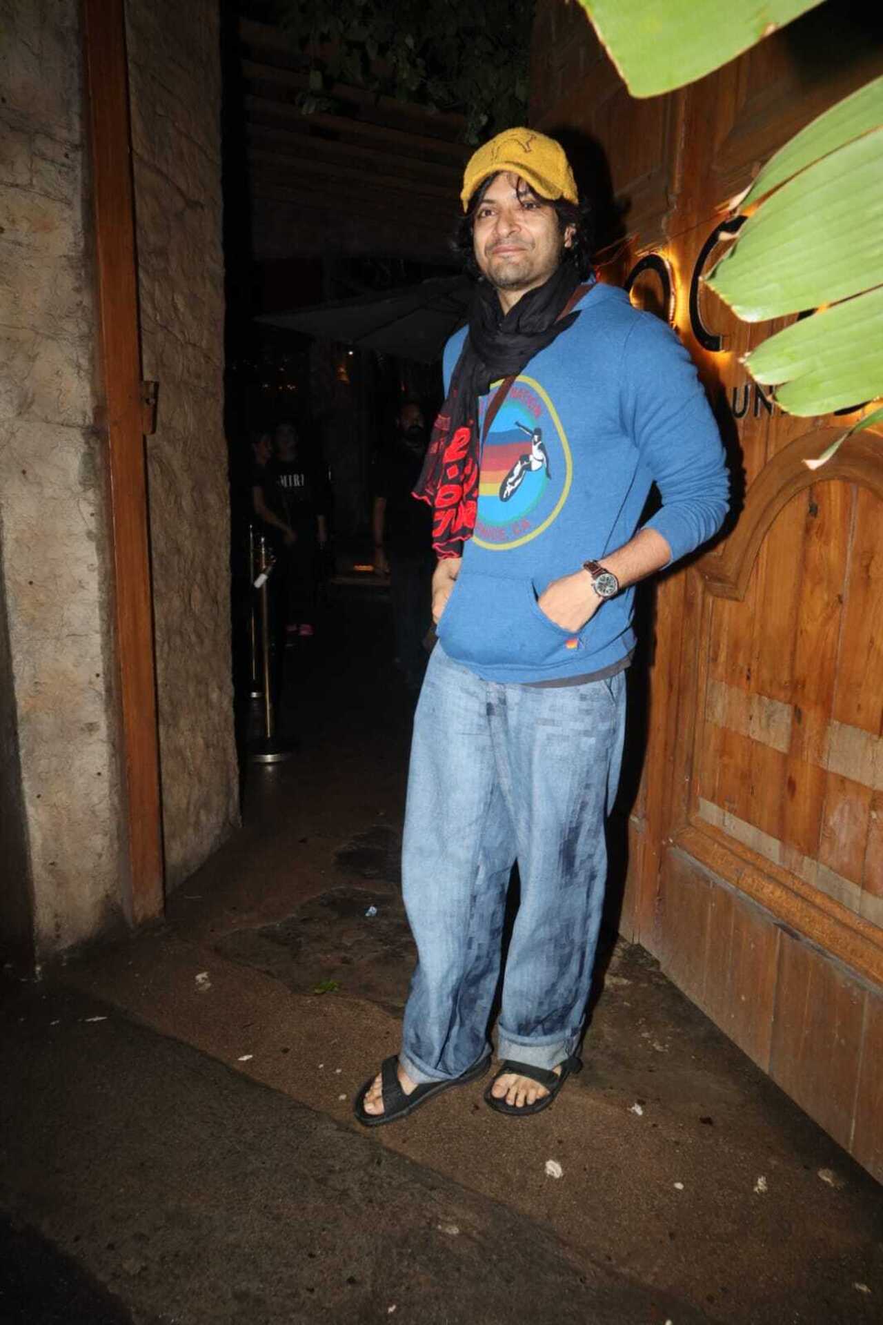 Mirzapur actor Ali Fazal also marked his attendance. The actor was seen wearing a casual outfit 