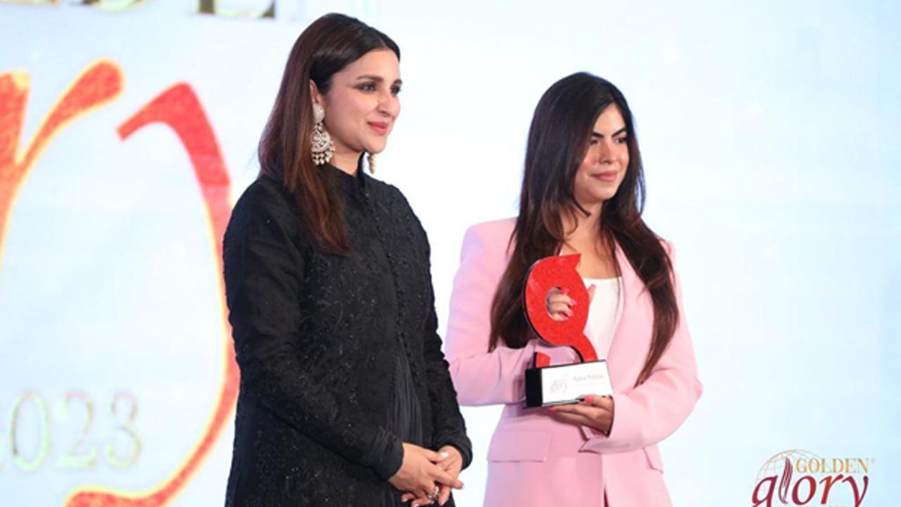 Mahek Pahilani Sizzles At The Red Carpet Of Brands Impact Golden Glory Awards-Bollywood Edition 2023