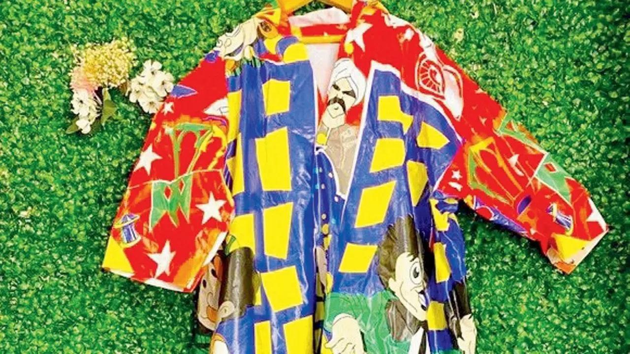 If bright colours and abstract art is your style, this site offers a cool graffiti raincoat to help you combat the rain with pizazz. Log on to: poshmark.inCost: Rs 600
Photo Courtesy: Poshmark