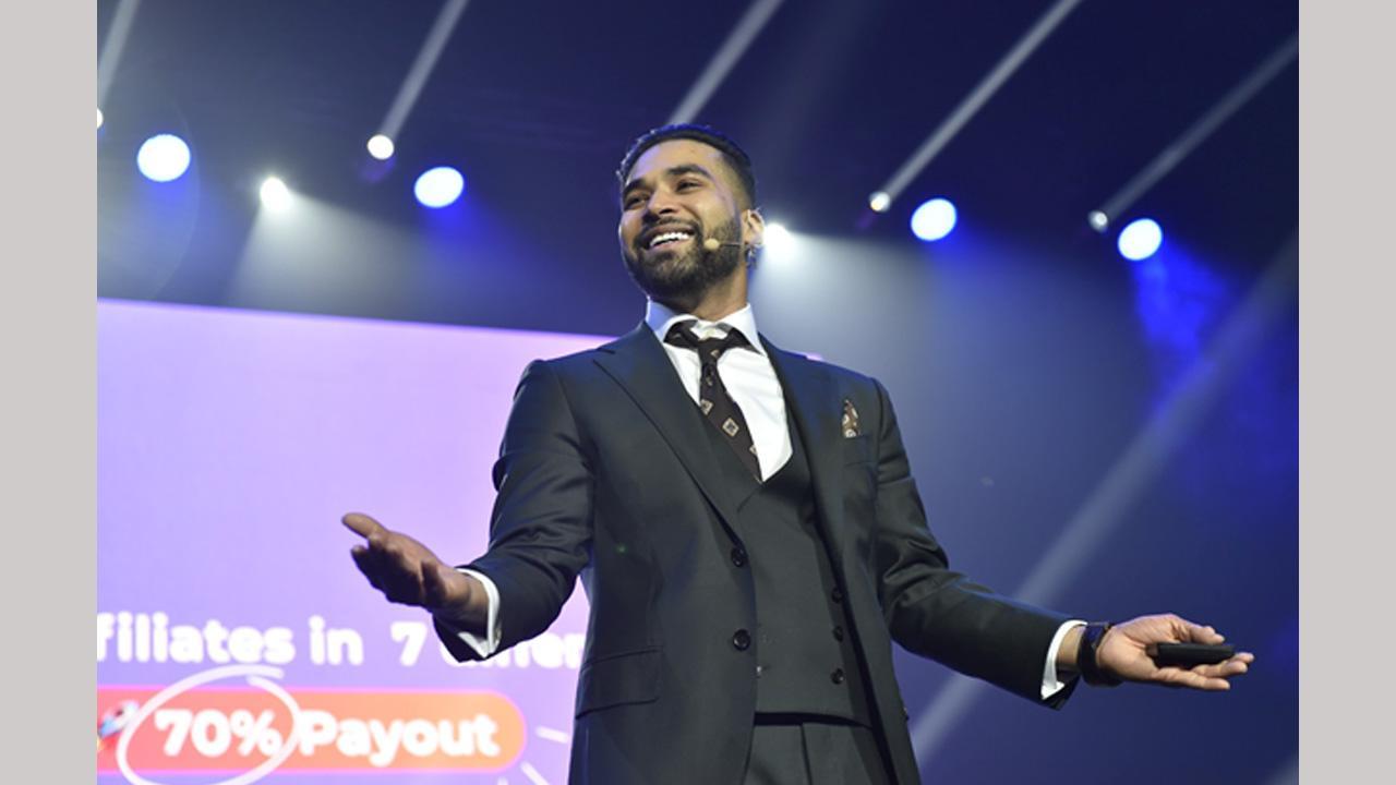 Moyn Islam: Entrepreneur, Speaker, and Co-Founder of Global Brands