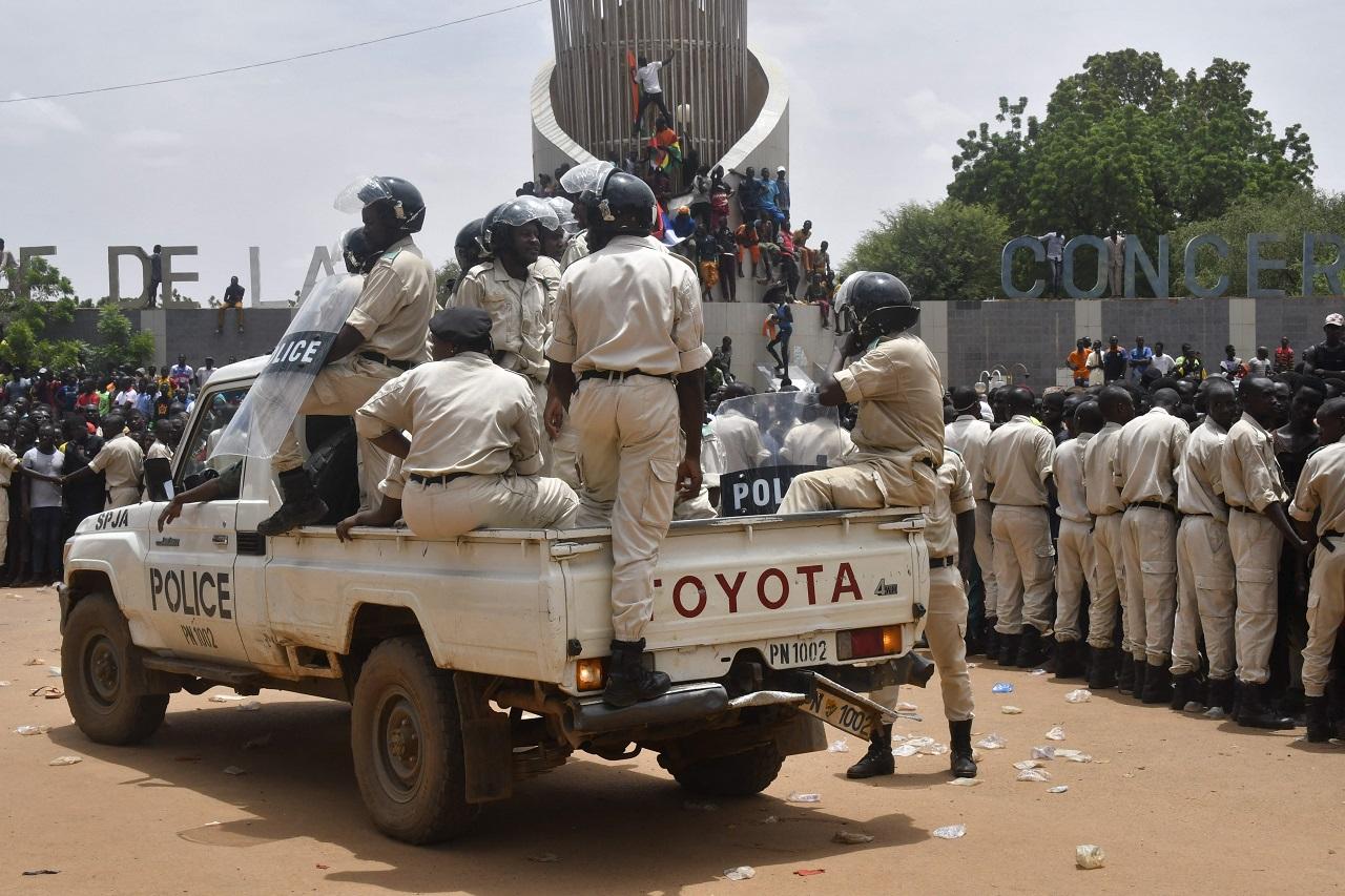 The 15-nation Economic Community of West African States (ECOWAS) regional bloc asked on Sunday that Bazoum be reinstated within a week at an emergency conference held in Nigeria