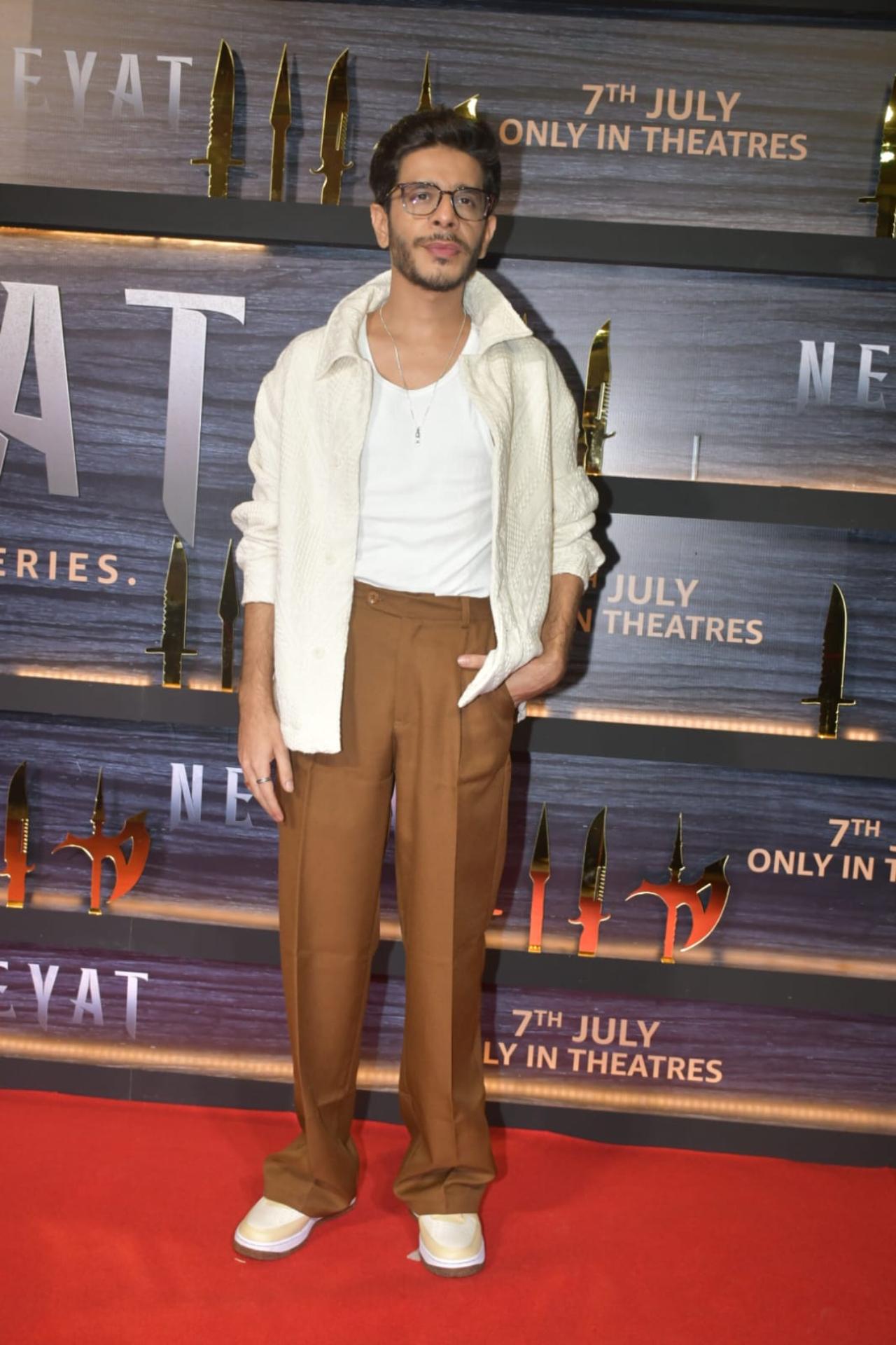 Shashank Arora essays the role of Ryan Kapoor in 'Neeyat'. He looked cool in a white-on-white t-shirt and jacket paired with baggy brown bottoms
