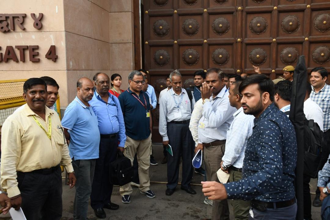 ASI begins survey of Gyanvapi Mosque complex excluding 'Wazukhana' area