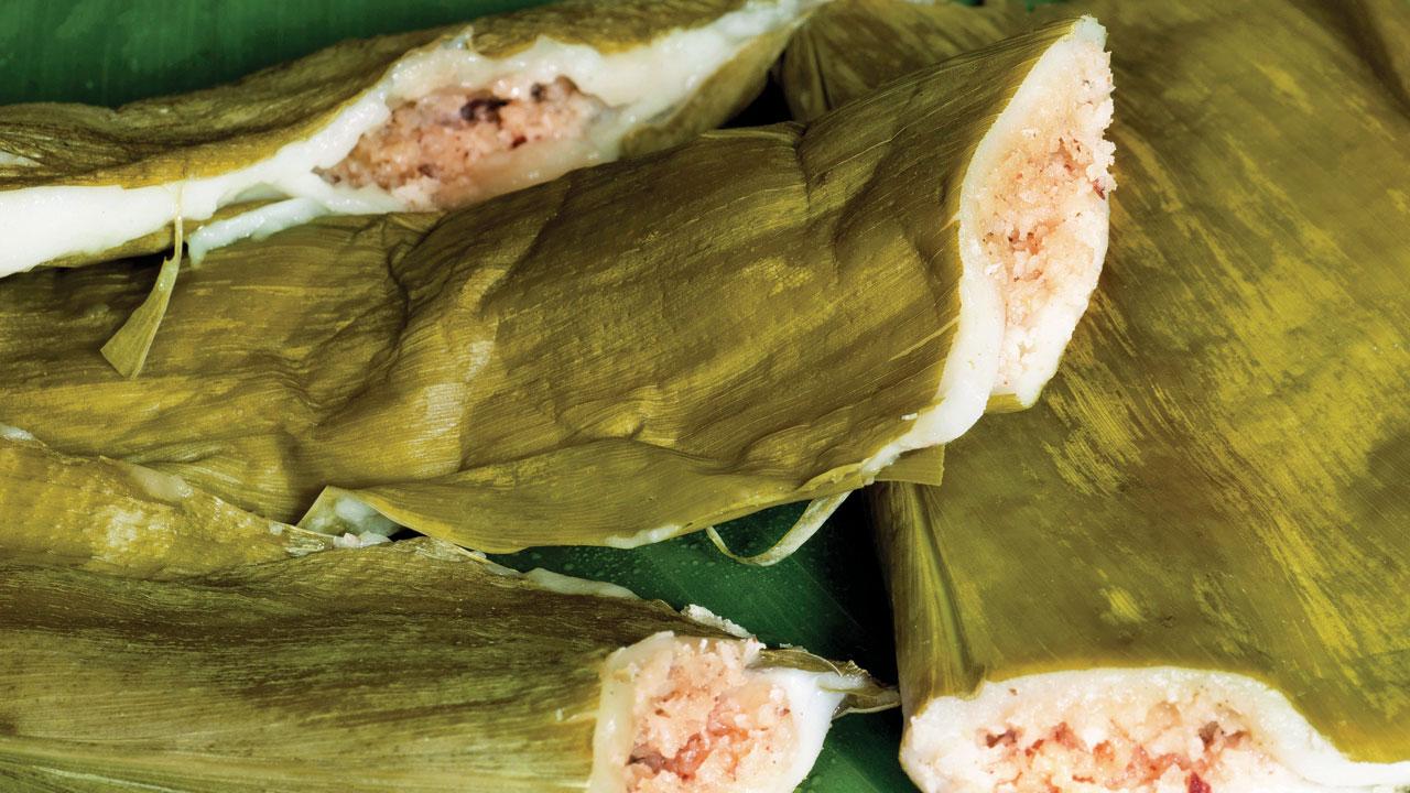 Patoleos are flat Goan rice dumplings steamed in turmeric leaves with a filling of jaggery and dessicated coconut