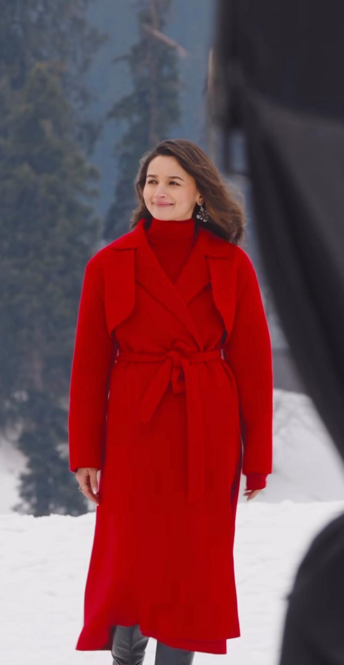 A visual delight - Alia's style diaries in 'Rocky aur Rani kii Prem Kahani' BTS.