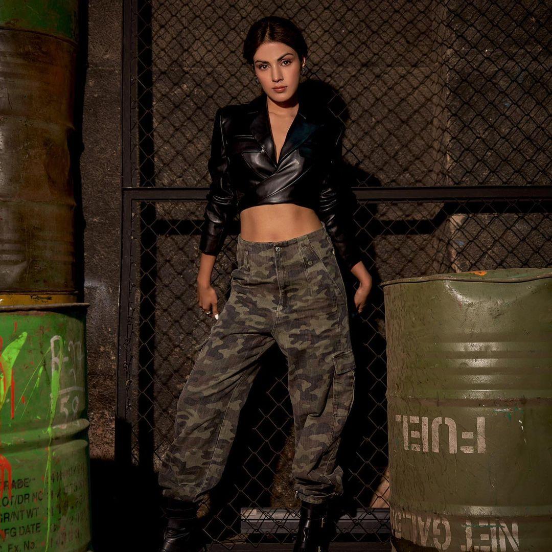 Black hues, endless possibilities, Rhea Chakraborty's style evolution.