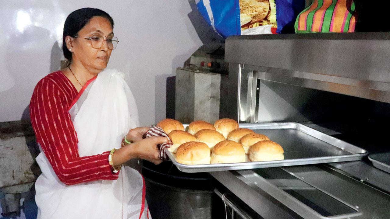 Rupa Jhaveri began her search for a yeast-free bread following her own upadhana. Pics/ANURAG AHIRE