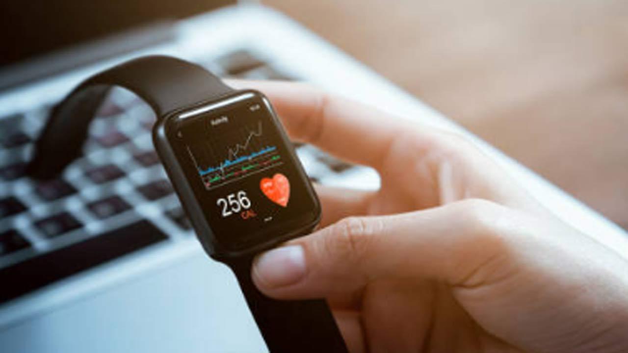 Smartwatches may help detect Parkinson's 7 years before symptoms appear