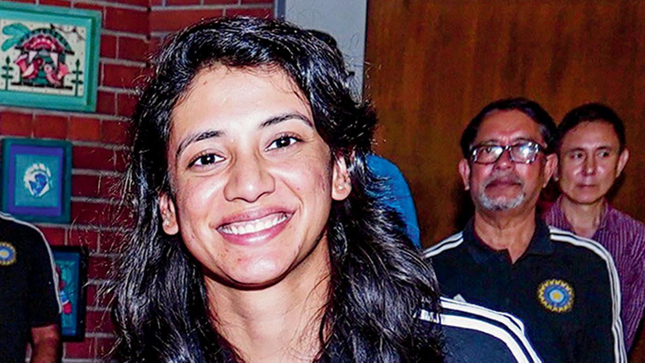 No head coach, no problem for vice-captain Mandhana