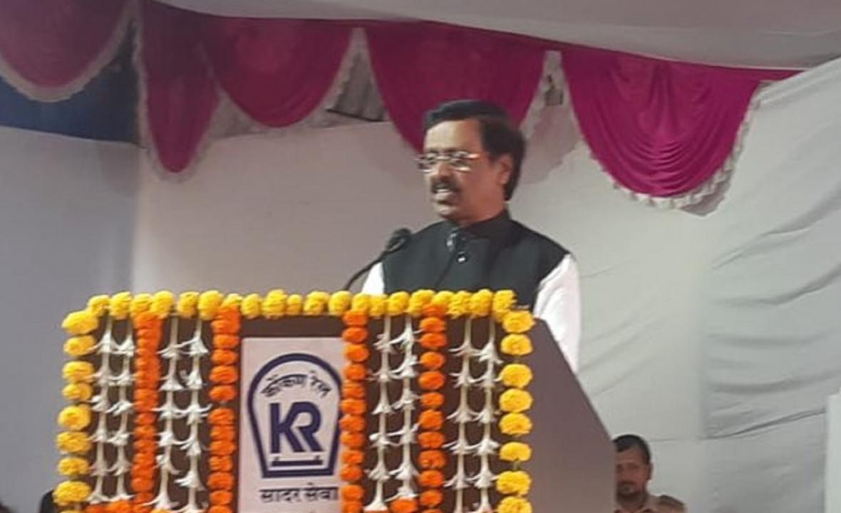 MLAs from Eknath Shinde-led Sena have started revolting after induction of NCP leaders in Maharashtra govt: Shiv Sena (UBT) MP Vinayak Raut