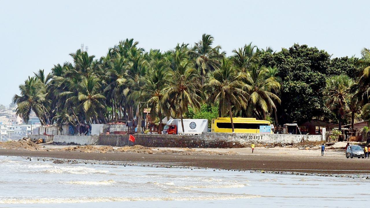 Mumbai: ‘Why is illegal resort still functioning?’
