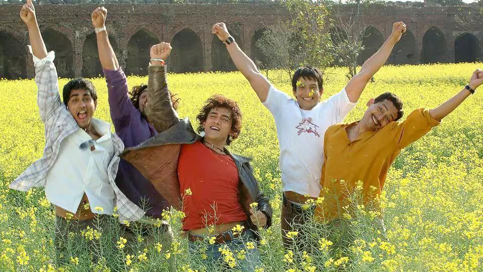 Rang De Basanti weaves the tale of friendship and activism, where a group of friends transforms from carefree youngsters to passionate activists. 