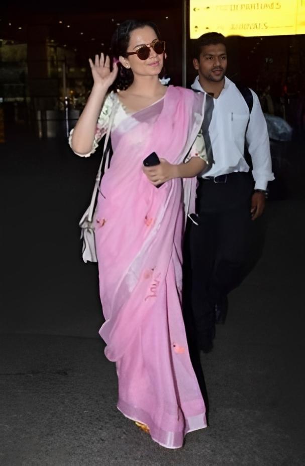 Barbie? or Kangana? Kangana transformed herself into the picture image of 'Barbie' in another beautiful pink saree