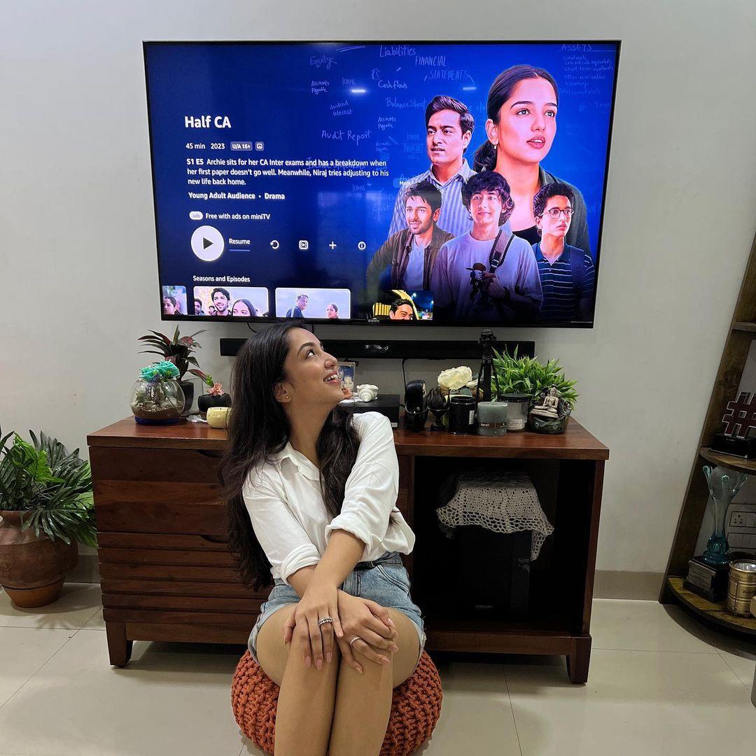 The series has 5 episodes that is the story of two CA aspirants from different age brackets and sides of life as they embark on a strenuous journey to crack one of the toughest courses of the country.