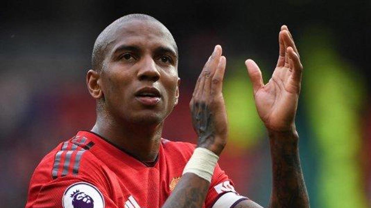 Everton football club sign Ashley Young on one year deal