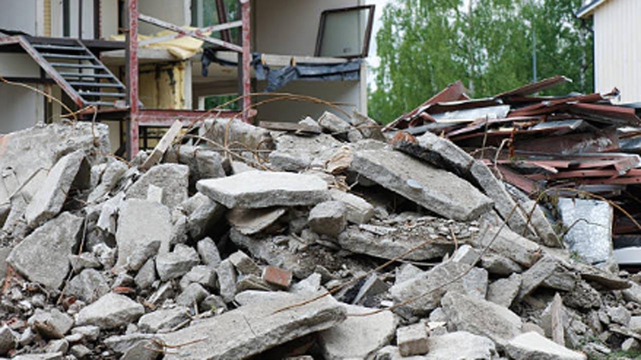 Nine killed, two still trapped after school gym roof collapses in China