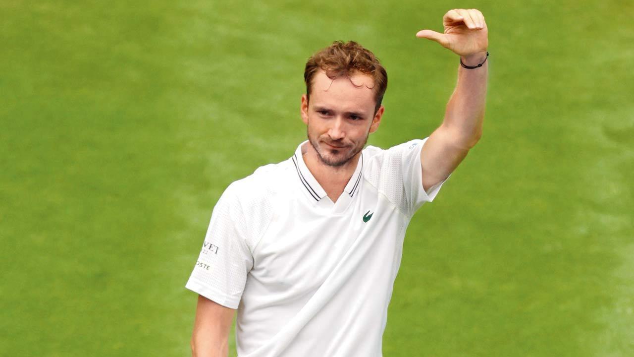 Daniil Medvedev enjoys winning return to Wimbledon