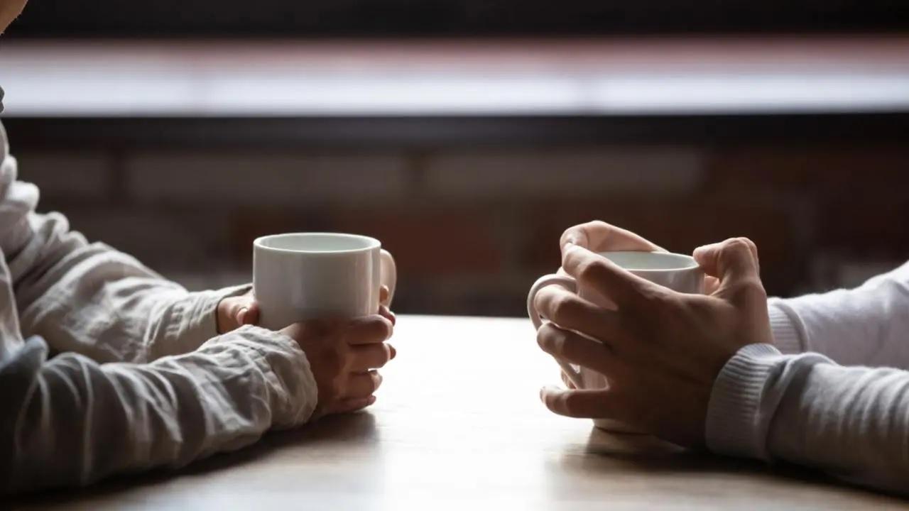 More people seeking emotional connection outside committed relationship: Study