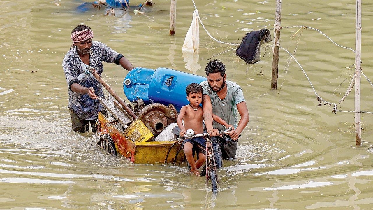 ‘Yamuna swelling, but there’s no threat to Delhi’