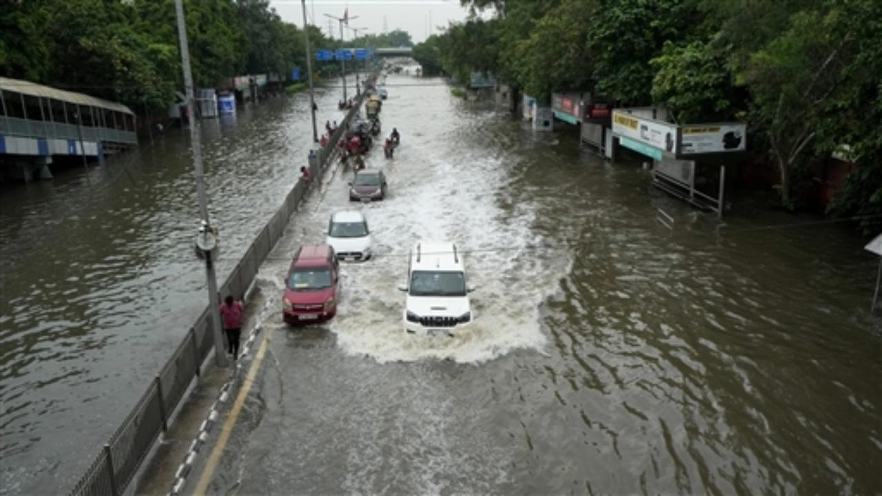 On Bela Road in Delhi's Civil Lines cars got submerged and buildings were flooded as water from overflowing Yamuna river entered the area. The water level of Yamuna River is witnessing a steady decline and it was recorded at 207.98 metres at the Old Railway Bridge at 11 pm on Friday, the official data of Central Water Commission (CWC) show.