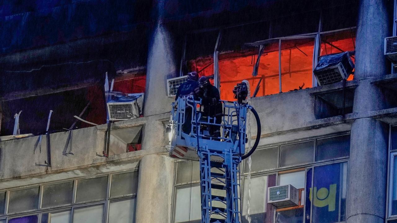 Visuals showed firefighters using crane to spray water on the ninth floor in efforts to douse the blaze