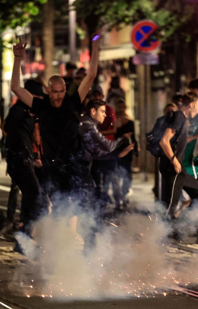 Violent protests in France