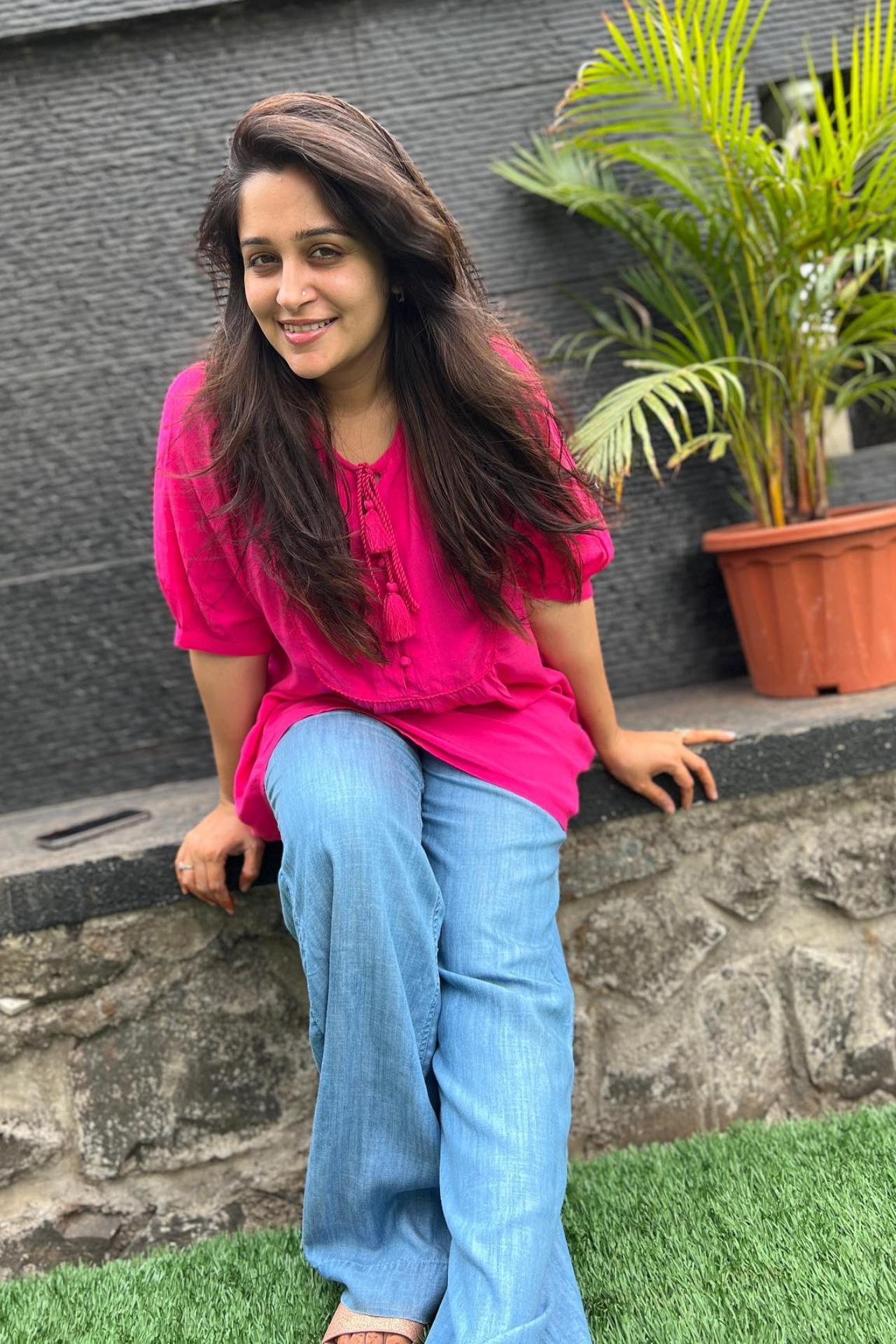Dipika Kakar's casual look is perfect for new moms
