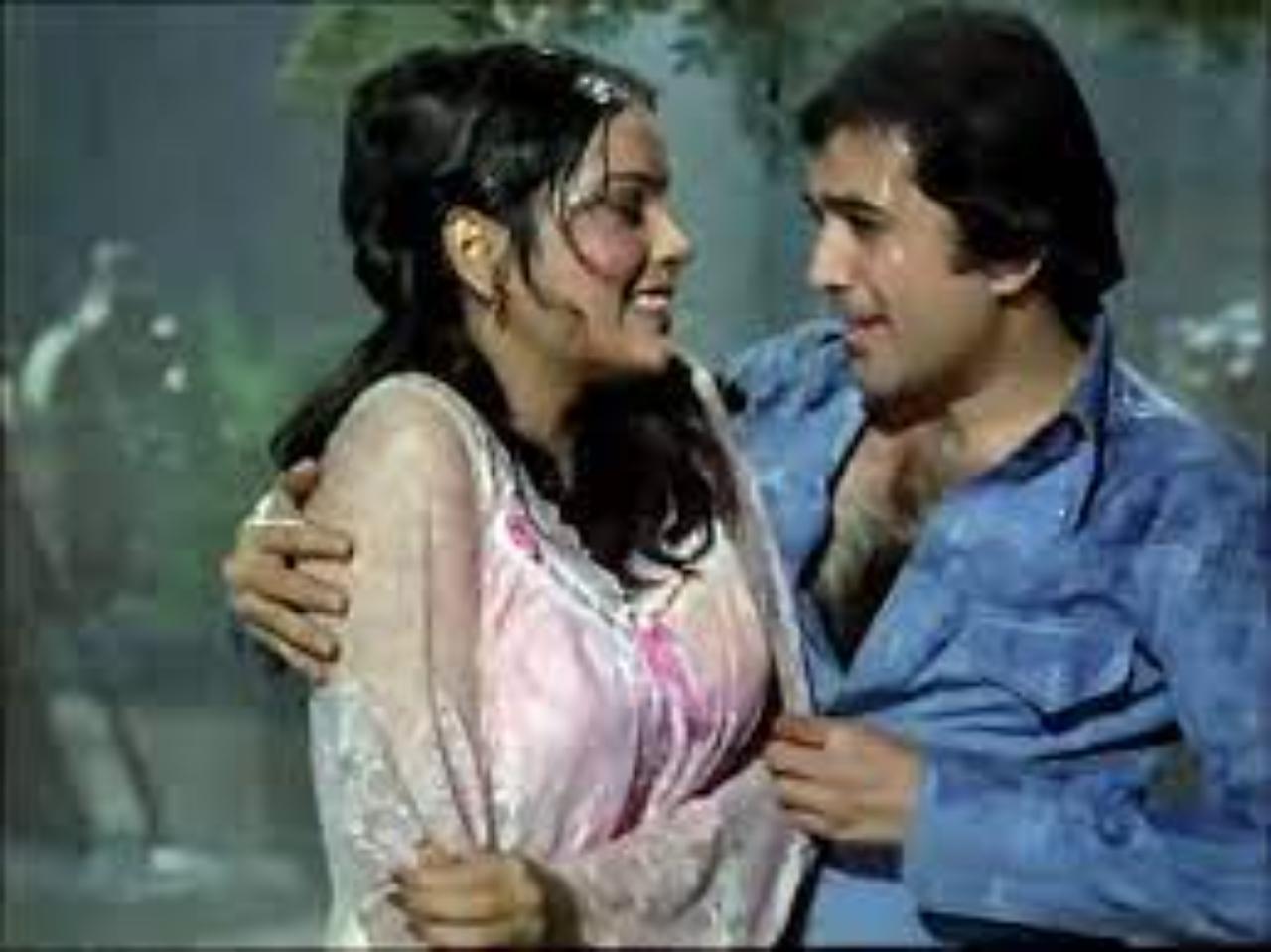 'Bheegi Bheegi Raaton Mein' is a song from the film ‘Ajanabee’