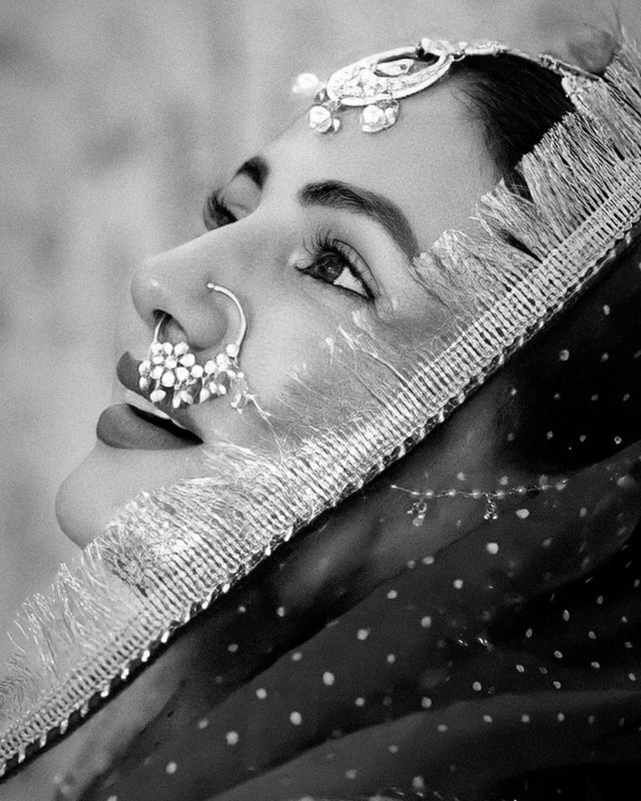 Hina wore a typical Punjabi wedding attire for this look